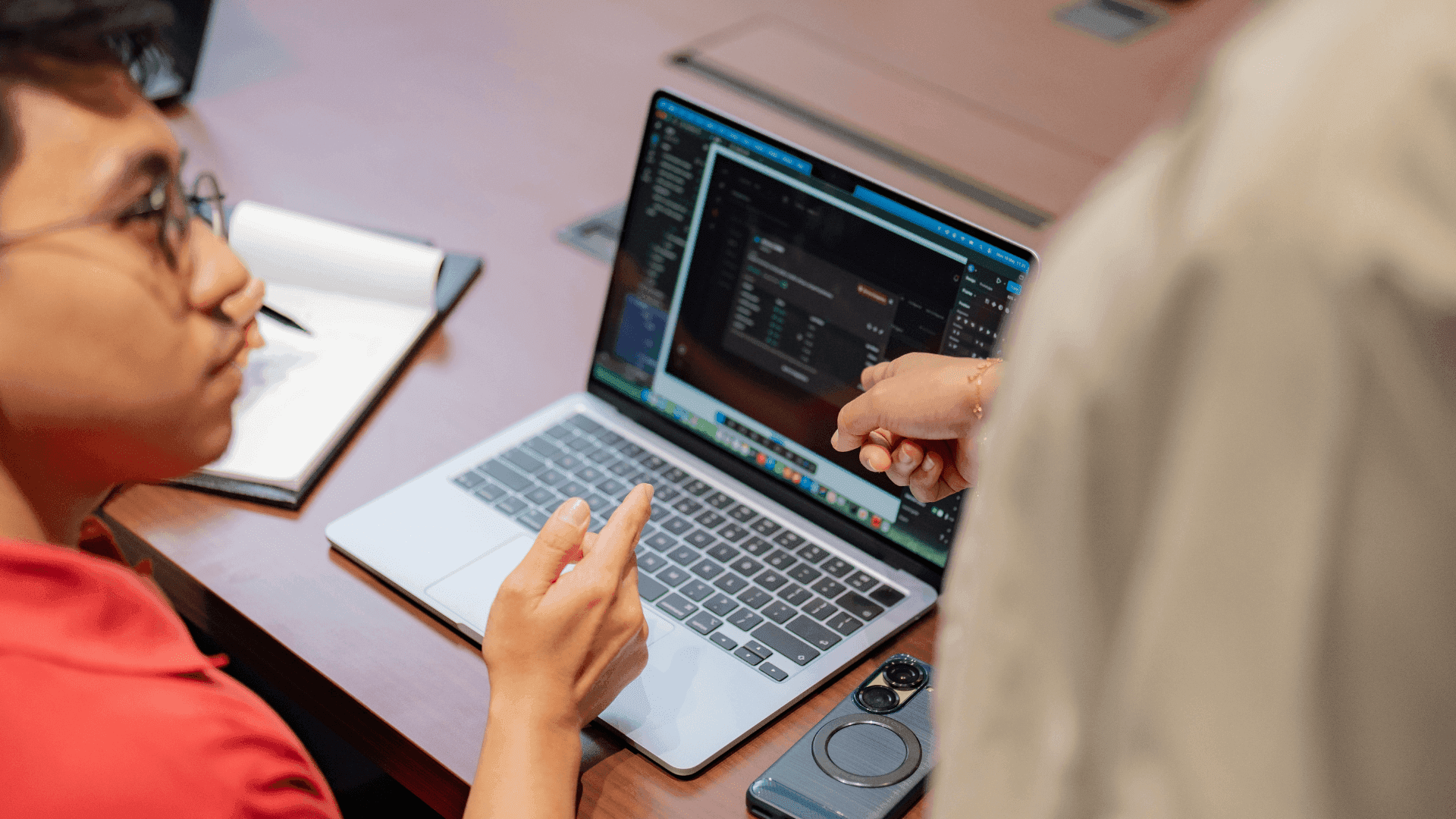 Your Second Brain: AI Tools Every UI/UX Designer Needs to Work Smarter